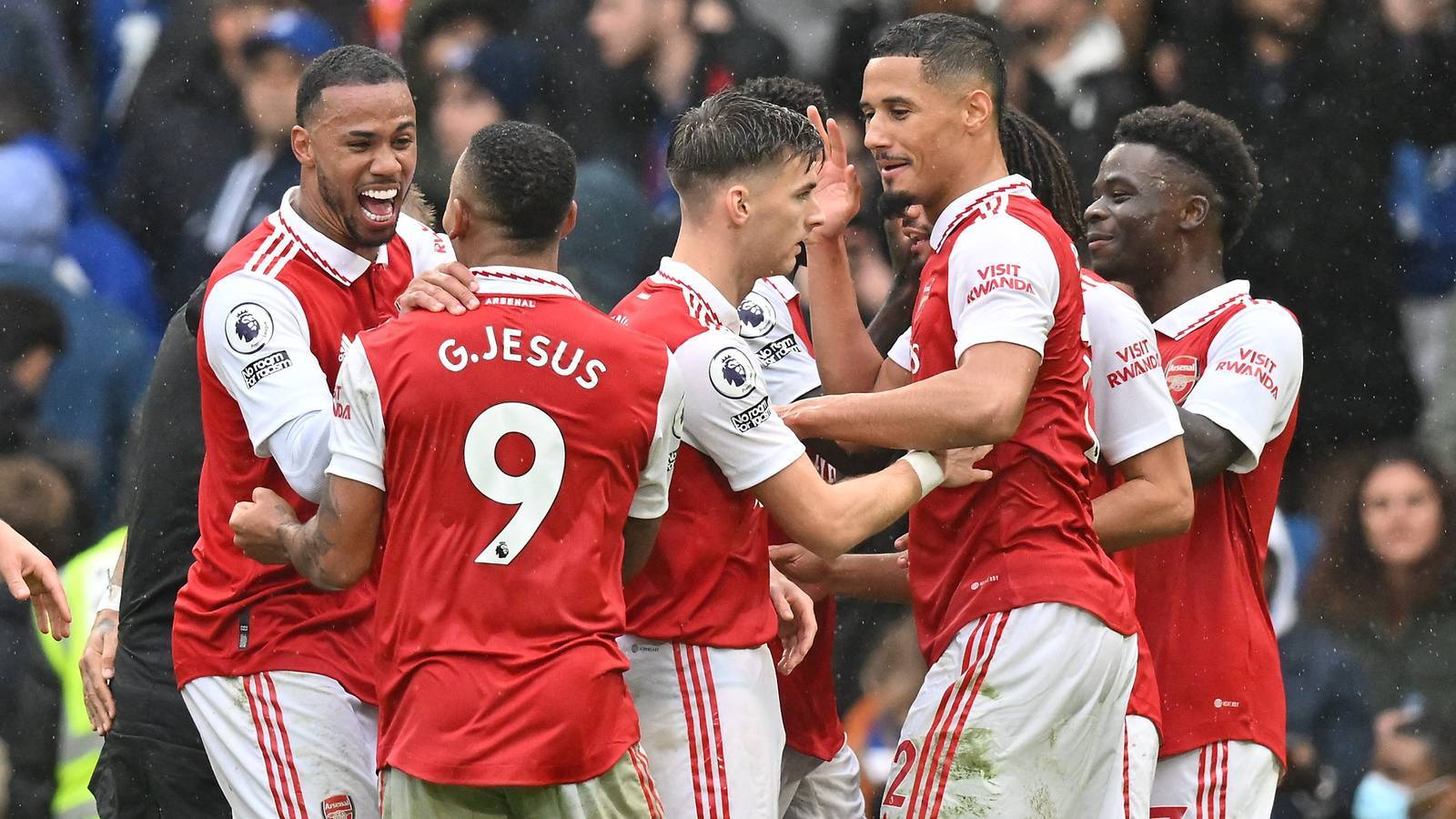 Arsenal Back On Top Of Premier League After Beating Chelsea